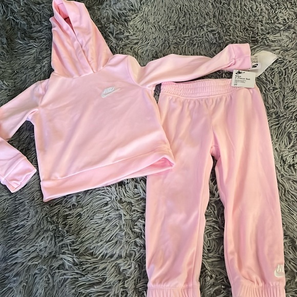 Nike velour sweatsuit 3T pastel pink jogger hoodie set just like